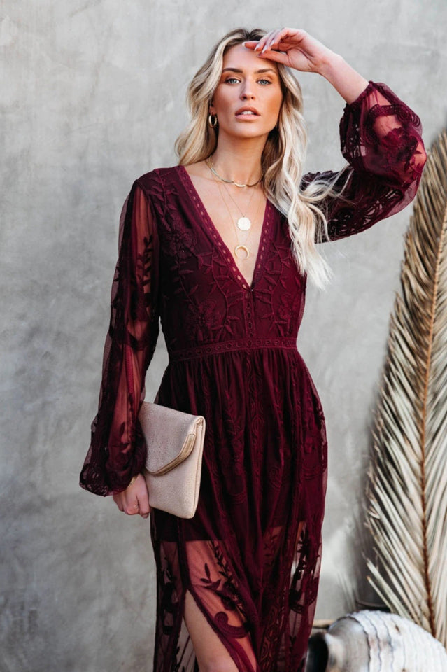 Lace Embroidered Maxi Dress with V-Neckline and Long Sleeves