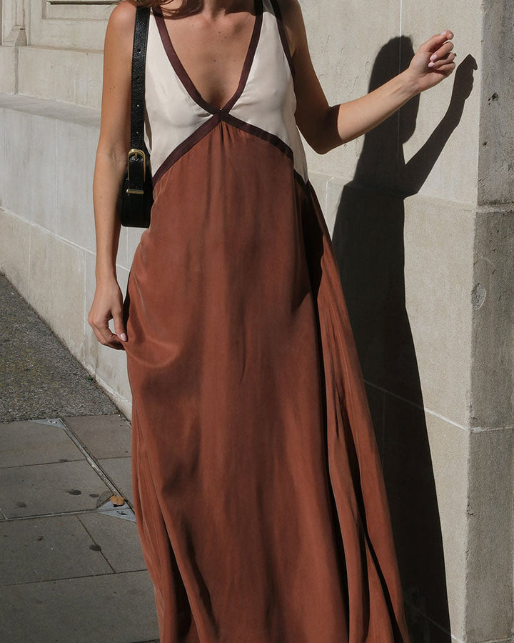 Keeley - V-Neck Contrasting Color Dress