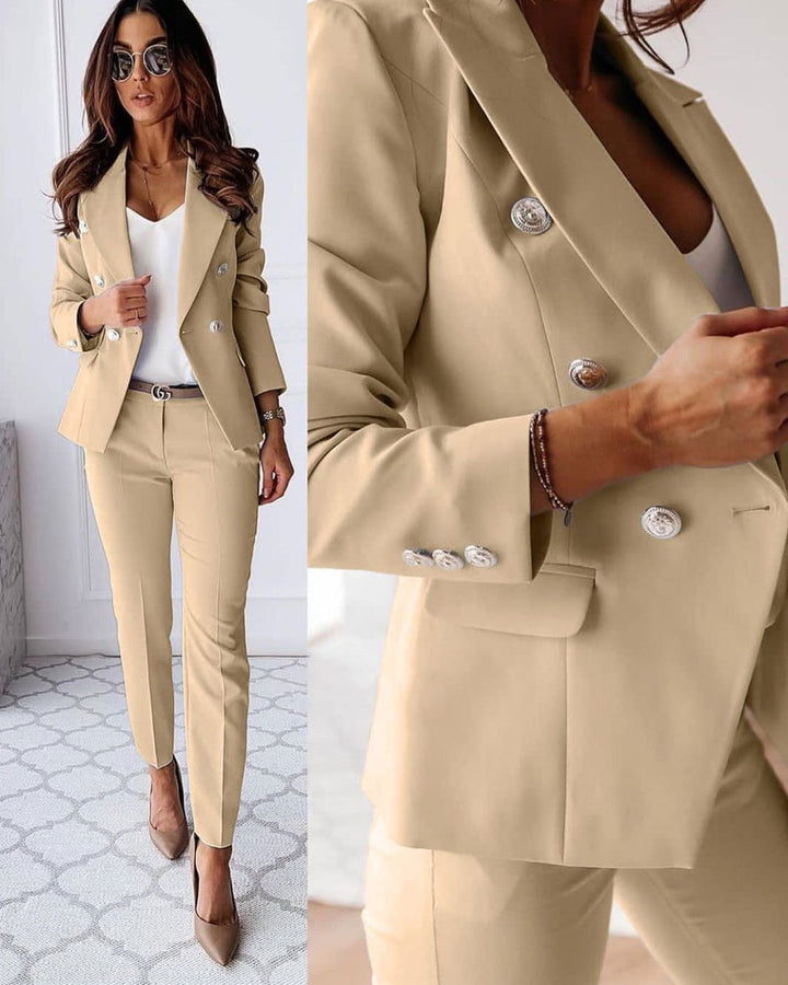 Double-Breasted Blazer with Notched Lapels, Long Sleeves and Button Closure with Straight Leg Trousers