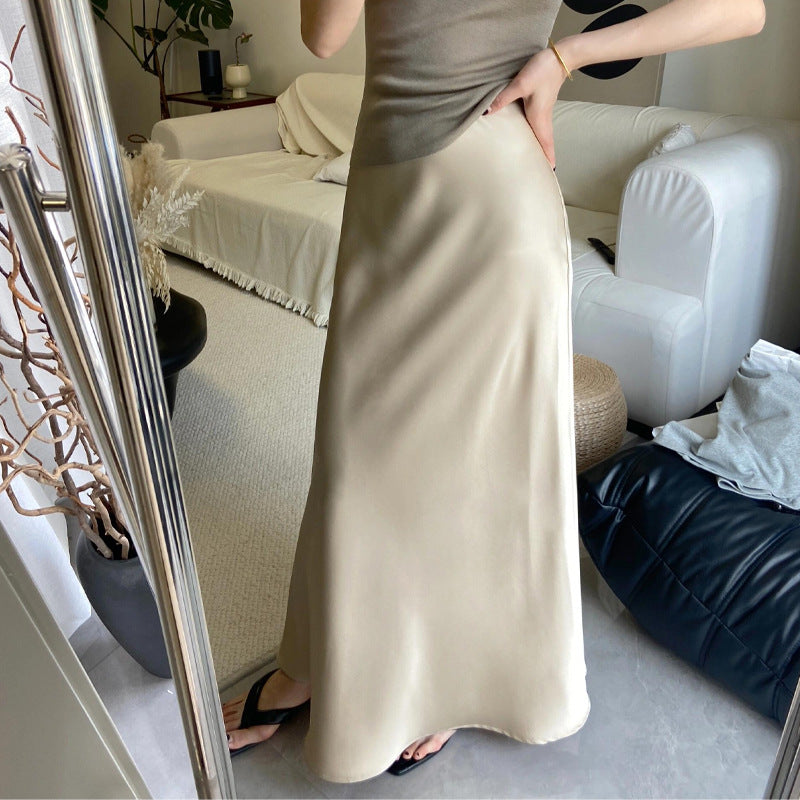 Bias-Cut Maxi Skirt with High-Rise Waist and Straight Hem