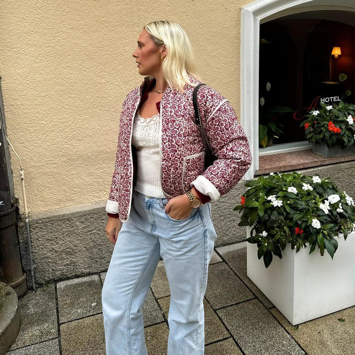 Quilted Floral Pattern Cropped Jacket with Stand Collar and Contrast Piping