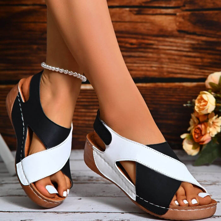 Cross-Strap Sandals with Slingback Design and Open Toe