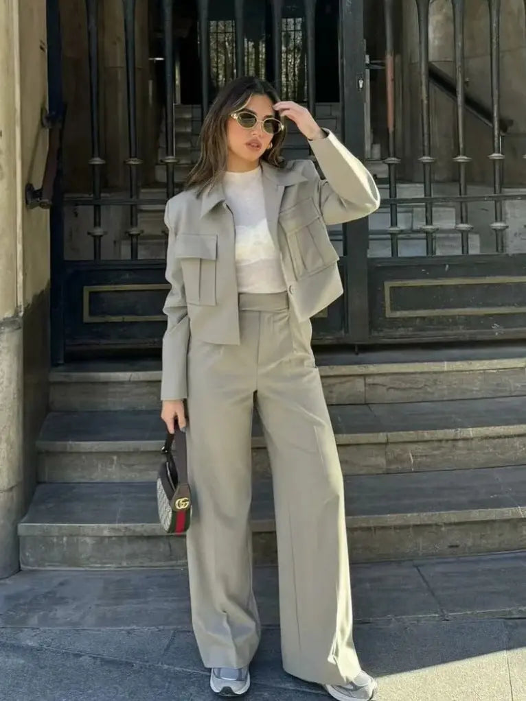 Two-Piece Suit Set with Cropped Jacket and Wide Leg Trousers