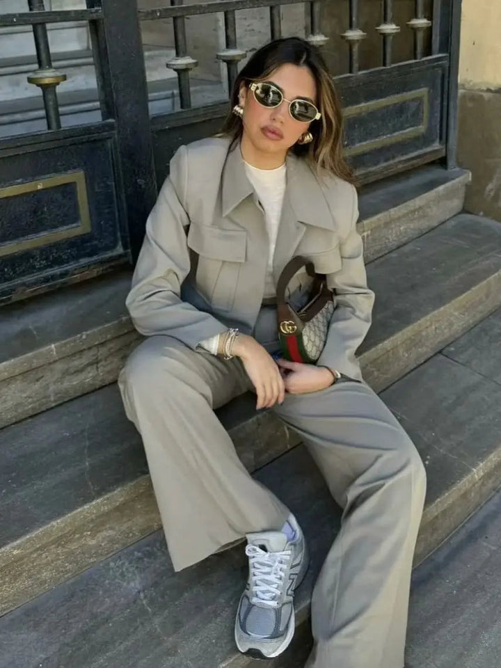Two-Piece Suit Set with Cropped Jacket and Wide Leg Trousers