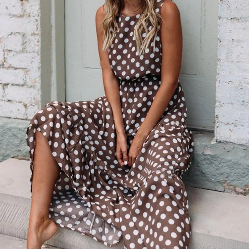 Polka Dot Maxi Dress with Round Neckline and Gathered Waist