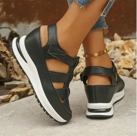 Karen | Closed-Toe Sneaker Sandal