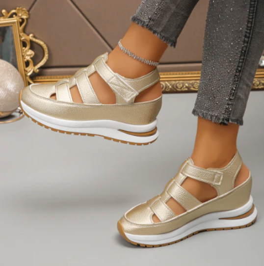 Karen | Closed-Toe Sneaker Sandal