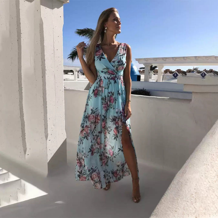 Floral Print Maxi Dress with V-Neckline and Sleeveless Design
