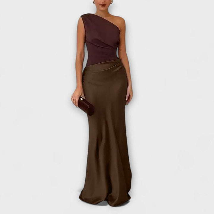 One-Shoulder Maxi Dress with Fitted Bodice and Pleated Skirt