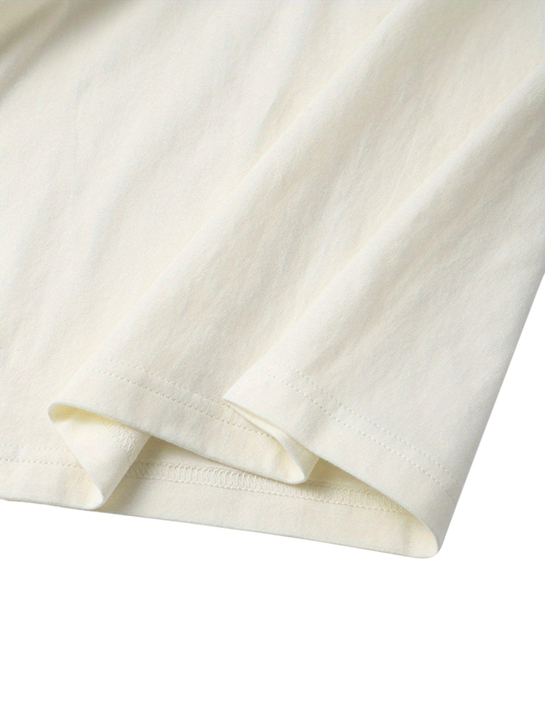 Short Sleeve Graphic Print T-Shirt with Crew Neck and Rolled Cuffs