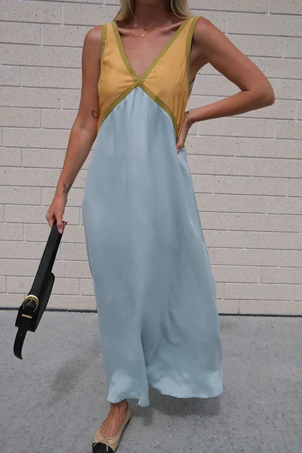 Keeley - V-Neck Contrasting Color Dress