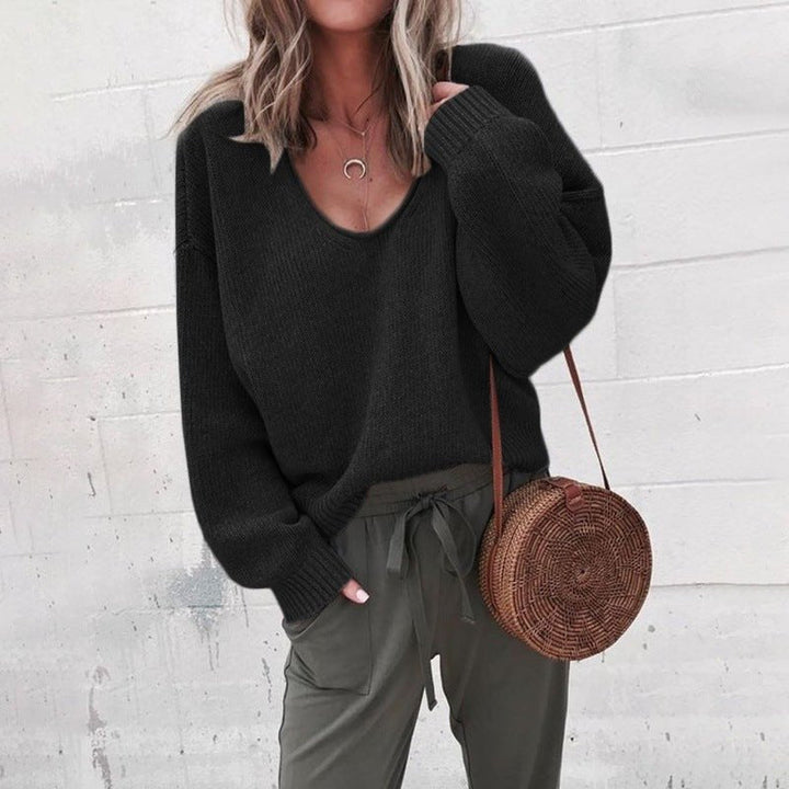 Tallara - V-Neck Knit Sweater